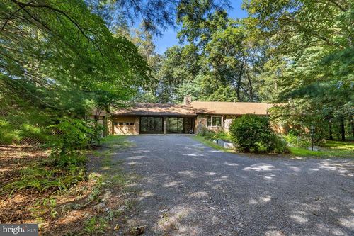1819 Patmos Rd, Woodstock, VA, 22664-3925 | Card Image