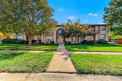 b-3170 Leisurewood Court, Florissant, MO, 63033 | Card Image