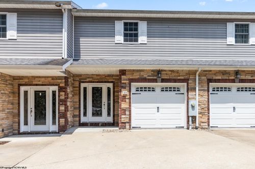40 Turnstone Dr, Morgantown, WV, 26505-3869 | Card Image