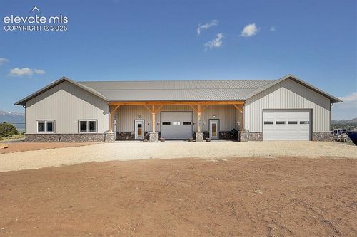 800 Wet Mountain Trl, Westcliffe, CO, 81252-7547 | Card Image
