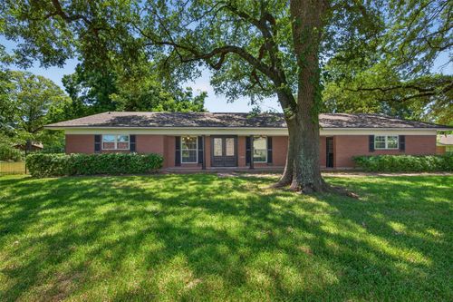 2224 Brownlee Rd, Bossier City, LA, 71111-2006 | Card Image