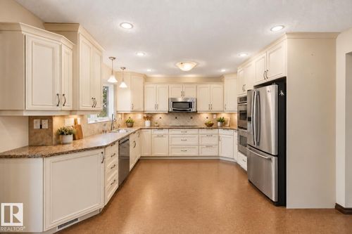 1006 Lueders Cres, Sherwood Park, AB, T8A1A9 | Card Image