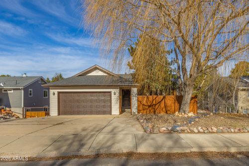 218 E Mohawk Dr, Flagstaff, AZ, 86005-6900 | Card Image