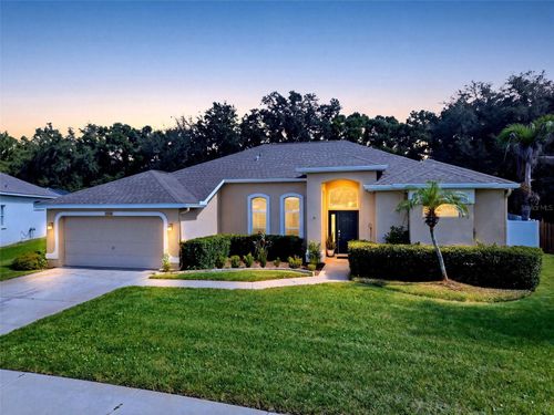 4704 Red Warbler Ln, Valrico, FL, 33596-7906 | Card Image