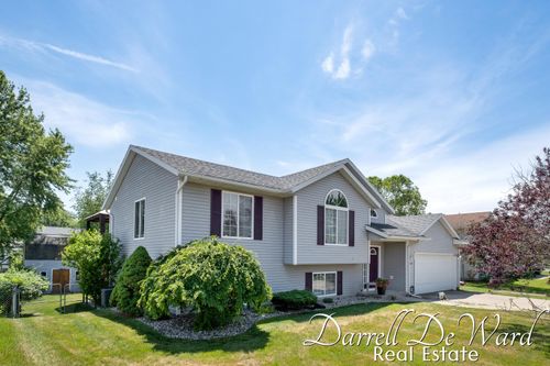 440 Sunbrook St Se, Grand Rapids, MI, 49508-7708 | Card Image