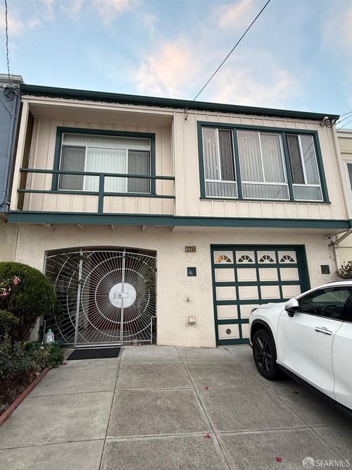 2255 42nd Ave, San Francisco, CA, 94116-1522 | Card Image