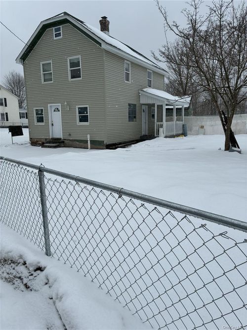 47 Cottage St, Monticello, NY, 12701-1201 | Card Image