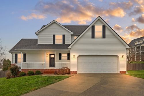 104 Greenfield Ct, Danville, KY, 40422-1069 | Card Image