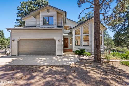 9415 Cave Hill Rd, Flagstaff, AZ, 86004-8643 | Card Image