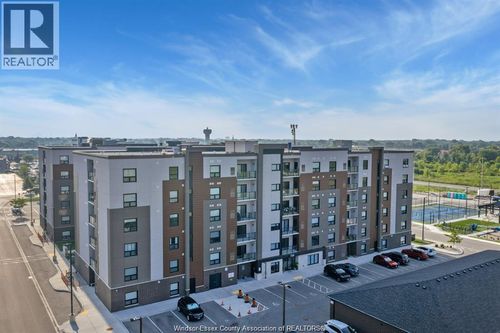 403-728 Brownstone Dr, Windsor, ON, N9K0C4 | Card Image