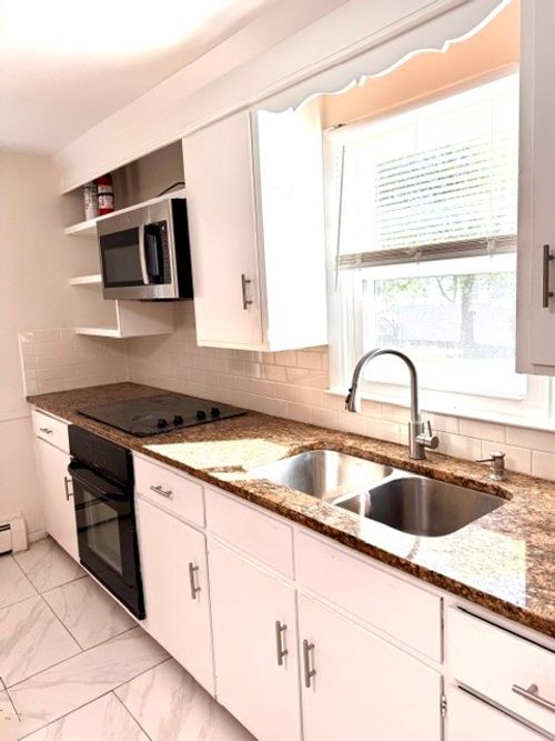 98-96 Shawmut Ave, Central Falls, RI, 02863-1319 | Card Image