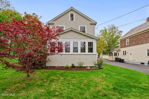 30 Electric Avenue, East Greenbush, NY, 12061 | Card Image