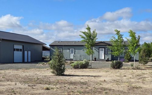 57777 Maple Circle Rd, Christmas Valley, OR, 97641-2440 | Card Image
