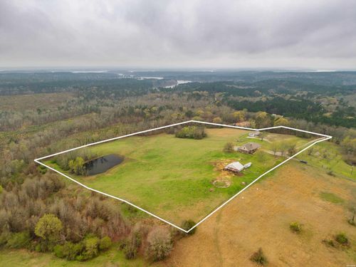 2076 Chestnut Drive, Bismarck, AR, 71929 | Card Image