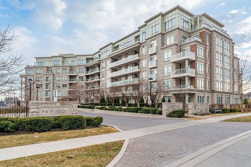 212-9 Stollery Pond Cres, Markham, ON, L6C0Y1 | Card Image
