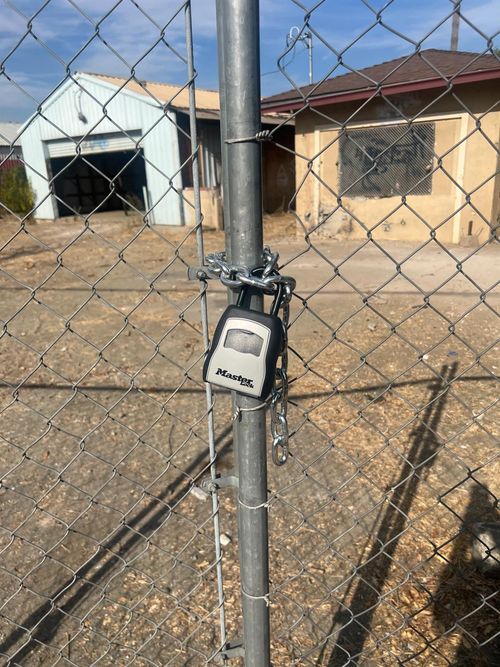 26422 N Highway 99, Acampo, CA, 95220-9530 | Card Image