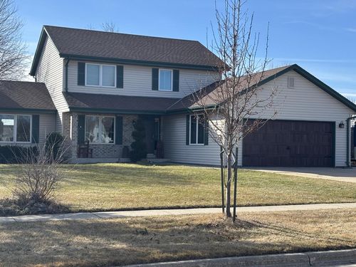 511 Small Farm Road, Mukwonago, WI, 53149 | Card Image