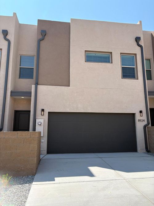 8924 Mountain Ash Avenue Sw, Albuquerque, NM, 87121 | Card Image