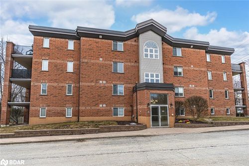 203-117 Edgehill Dr, Barrie, ON, L4N1L9 | Card Image