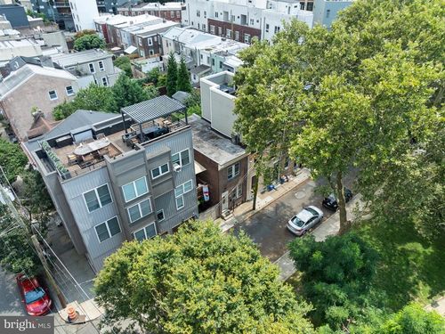 430 Sepviva St, PHILADELPHIA, PA, 19125-2633 | Card Image