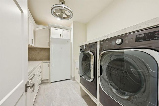 2102 Countryshire Ln, House other with 11 bedrooms, 15 bathrooms and 4 parking in Richmond TX | Image 27