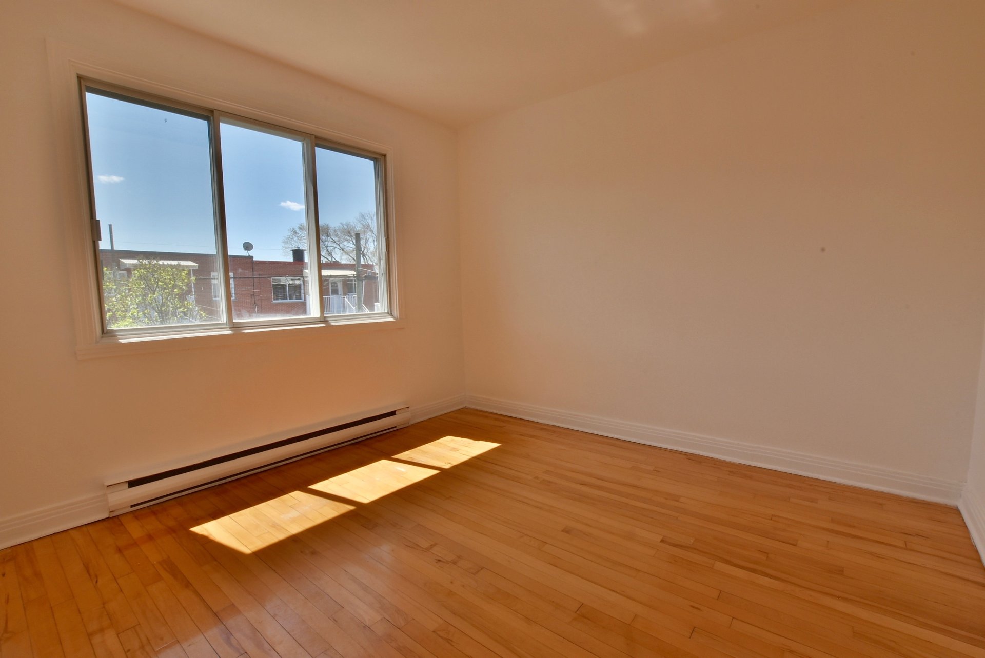 Residential Lease in Montréal (Ahuntsic-Cartierville)