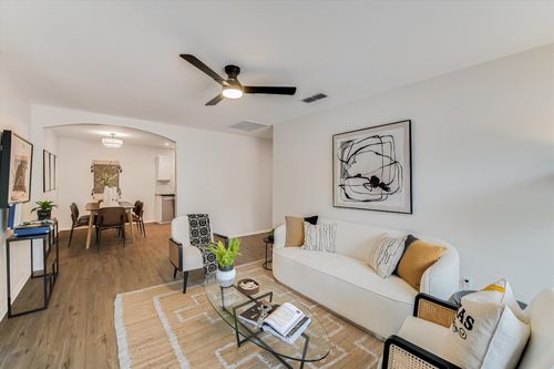 114 Havana St, Austin, TX, 78704-6336 | Card Image