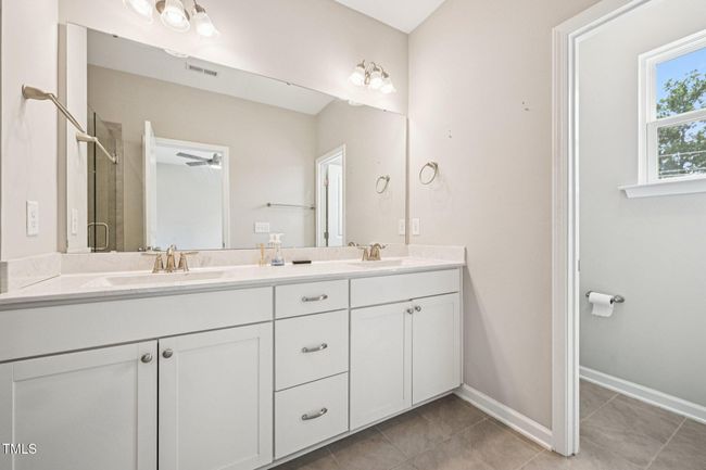 30-web-or-mls-Red Knot Ln-1006-030 | Image 29