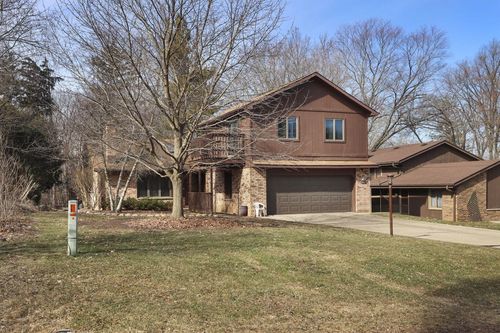 8725 N 66th Street, Brown Deer, WI, 53223 | Card Image