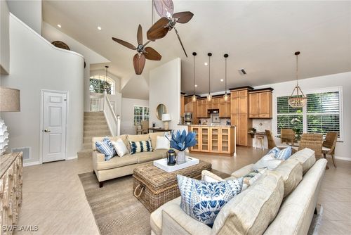 1705 Marsh Run, NAPLES, FL, 34109-0346 | Card Image