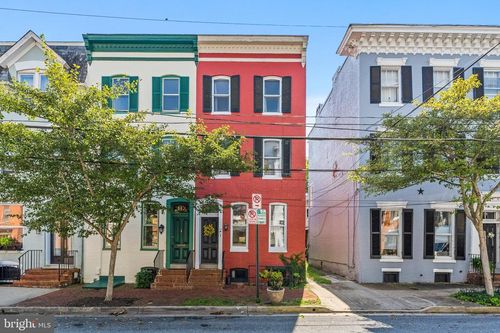 114 W 3rd St, FREDERICK, MD, 21701-5333 | Card Image