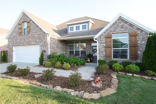 1947 S River Meadows Dr, Fayetteville, AR, 72701-7872 | Card Image