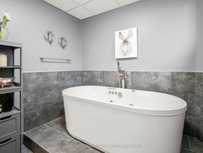 667280 20 Sideroad, House other with 5 bedrooms, 3 bathrooms and 6 parking in Mulmur ON | Image 27