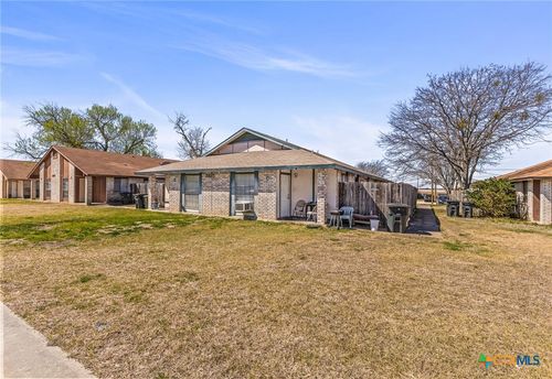 2105 Robert E Lee Dr, Killeen, TX, 76543-3181 | Card Image