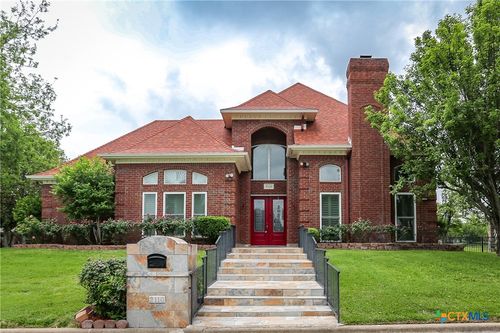 2110 Lakeview Loop, Killeen, TX, 76543-5574 | Card Image