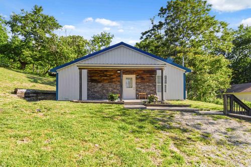 144 Liberty Ave, Berea, KY, 40403-1644 | Card Image