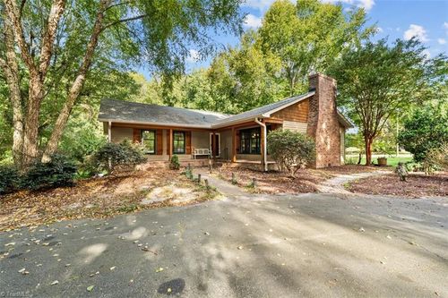 7016 Hemphill Rd, Julian, NC, 27283-9165 | Card Image