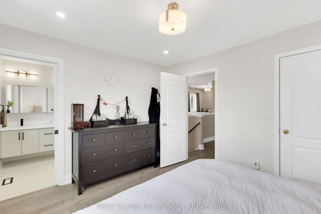 12 Charles Sturdy Rd, House attached with 4 bedrooms, 3 bathrooms and 1 parking in Markham ON | Image 14