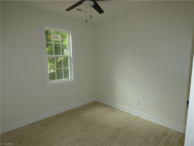 512 Carolina Ave, House other with 3 bedrooms, 2 bathrooms and null parking in Yadkinville NC | Image 5