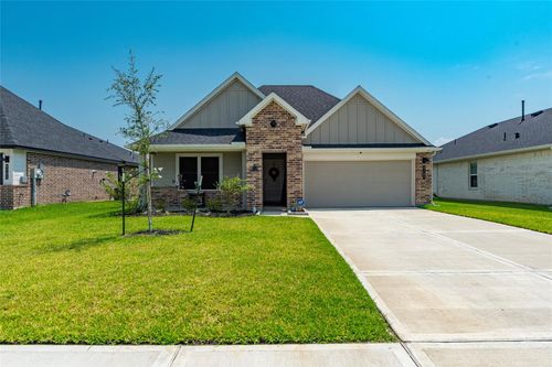 9705 Wall St, Texas City, TX, 77591-1620 | Card Image
