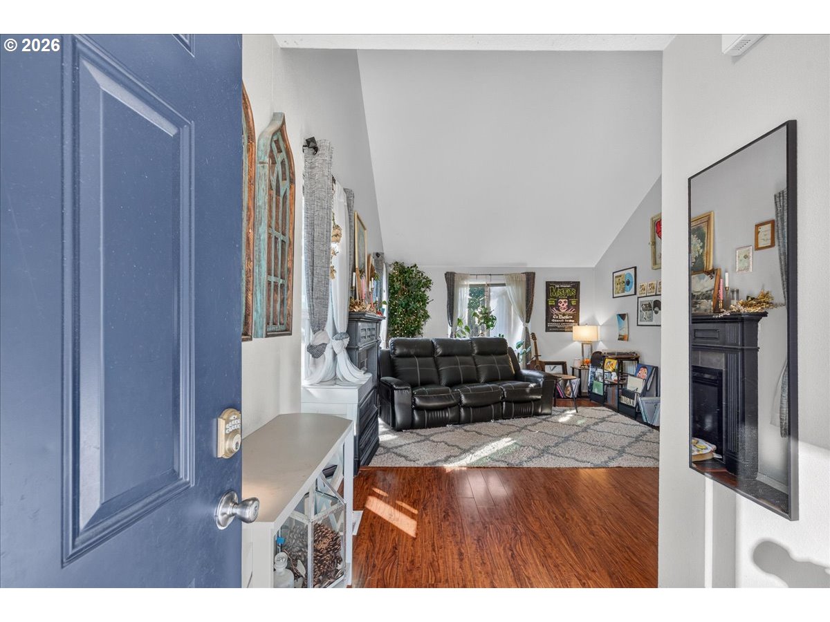 Residential in Albany 4