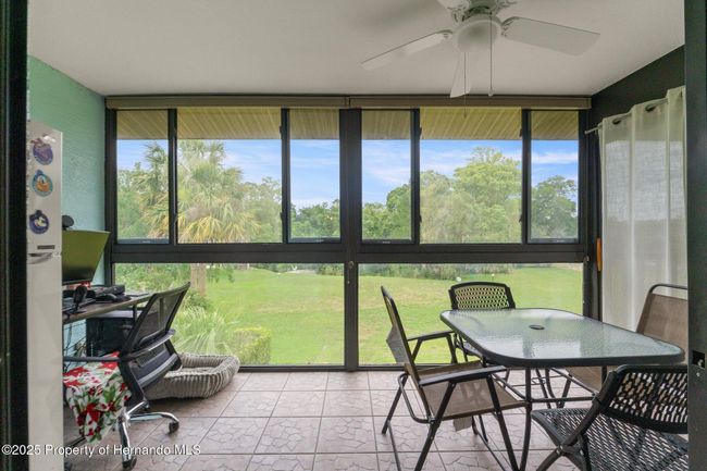 6572 River Run Blvd, Condo with 2 bedrooms, 2 bathrooms and null parking in Weeki Wachee FL | Image 11