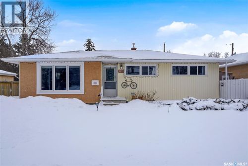 2221 Dufferin Rd, Regina, SK, S4S5B5 | Card Image