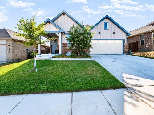 2220 Redwing Dr, Denton, TX, 76205-7022 | Card Image