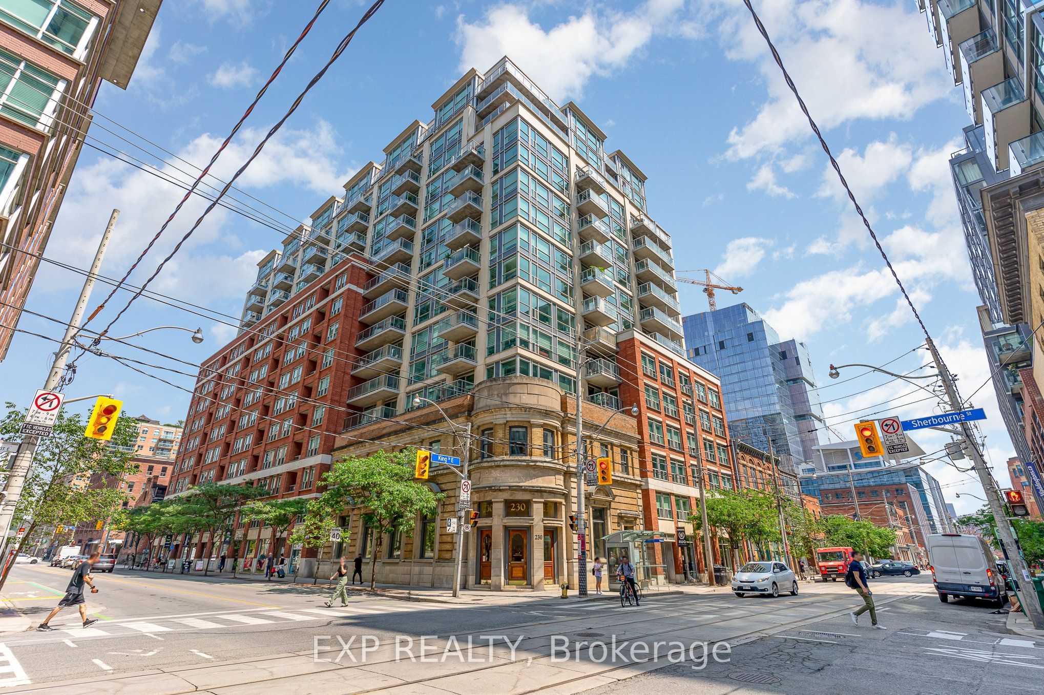 Residential Lease in Toronto C08