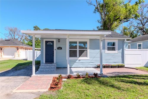 7015 N Dakota Ave, TAMPA, FL, 33604-5327 | Card Image