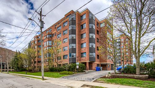 403-20 Ellen St E, Kitchener, ON, N2H6R7 | Card Image