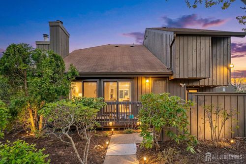 496 Westgate Dr, Edison, NJ, 08820-1174 | Card Image