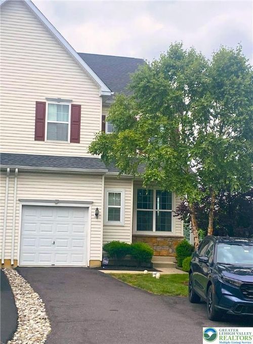 985 King Way, BREINIGSVILLE, PA, 18031-1483 | Card Image