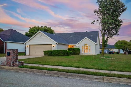 3011 Beaver Creek St, Springdale, AR, 72764-5949 | Card Image